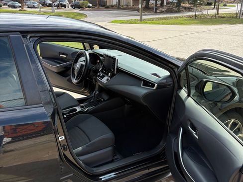 Used 2020 Toyota Corolla SE image 9