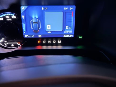 Used 2022 Ford Bronco Wildtrak image 8