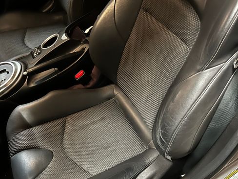 Used 2010 Nissan 370Z Touring RWD image 16