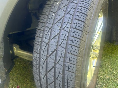 Used 2022 Ford Explorer XLT RWD image 12