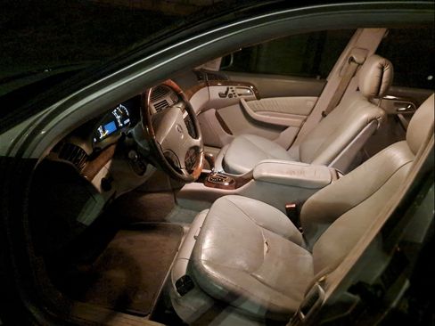 Used 2000 Mercedes-Benz S 500 image 5