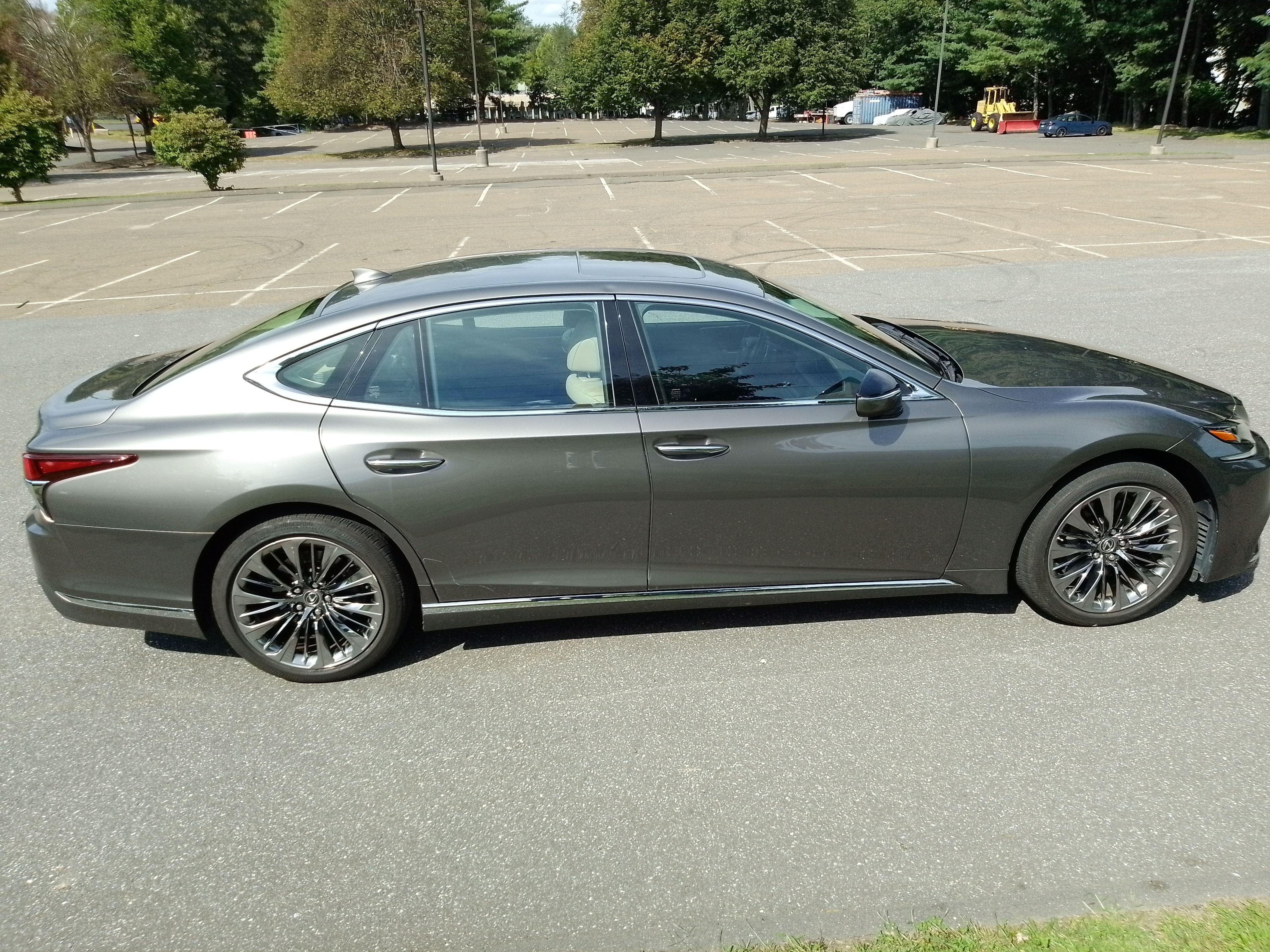 Used 2020 Lexus LS 500 AWD w/ Interior Upgrade Package image 9