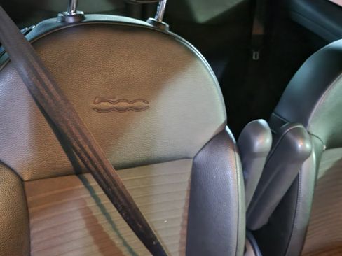 Used 2016 FIAT 500 Sport image 10