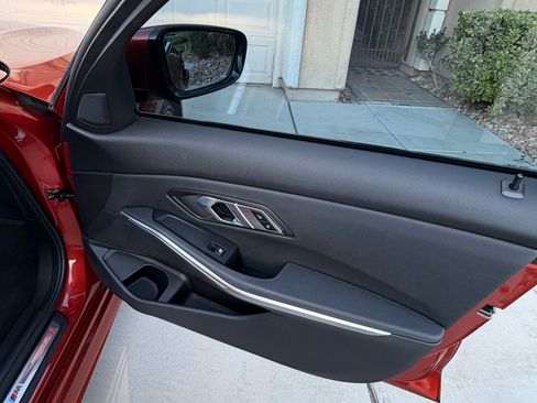 Used 2021 BMW 330i Sedan w/ M Sport Package image 22