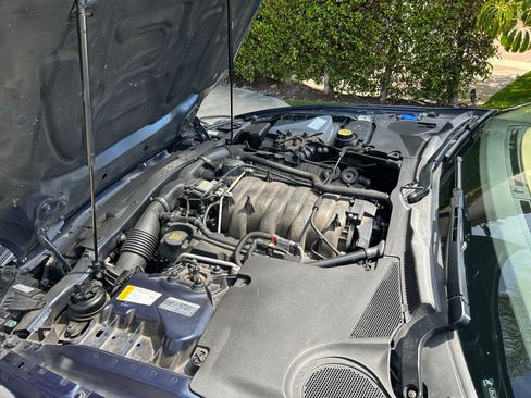 Used 2013 Jaguar XK Convertible image 9