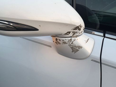 Used 2010 Lexus HS 250h FWD image 11