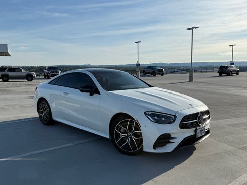 Used 2021 Mercedes-Benz E 450 4MATIC Coupe image 2
