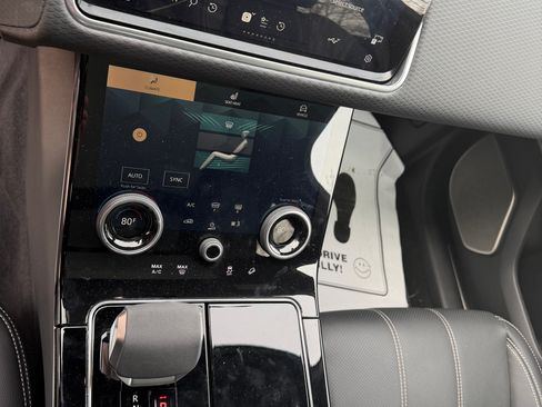 Used 2023 Land Rover Range Rover Velar S image 9