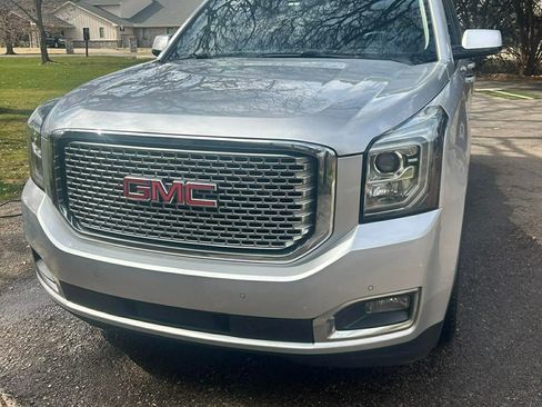 Used 2016 GMC Yukon Denali w/ Open Road Package image 5