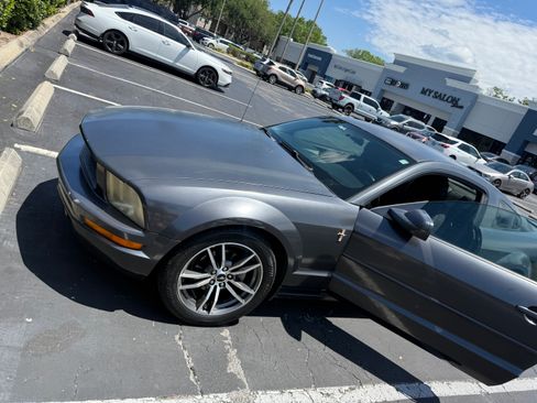 Used 2008 Ford Mustang Coupe RWD image 5