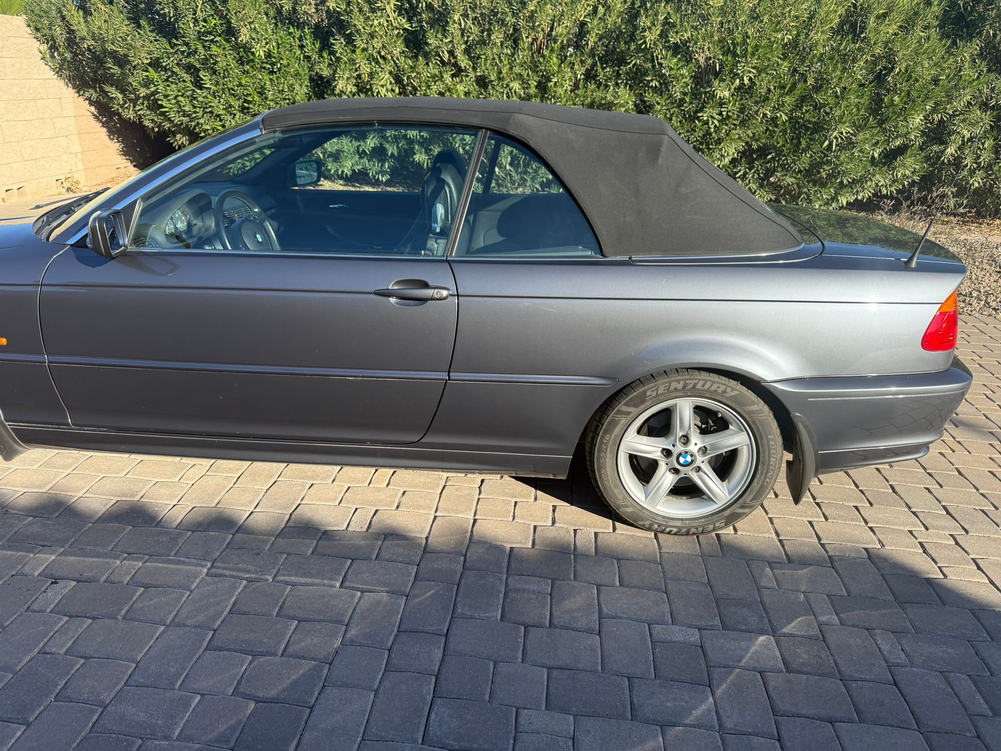Used 2002 BMW 325Ci Convertible RWD image 10