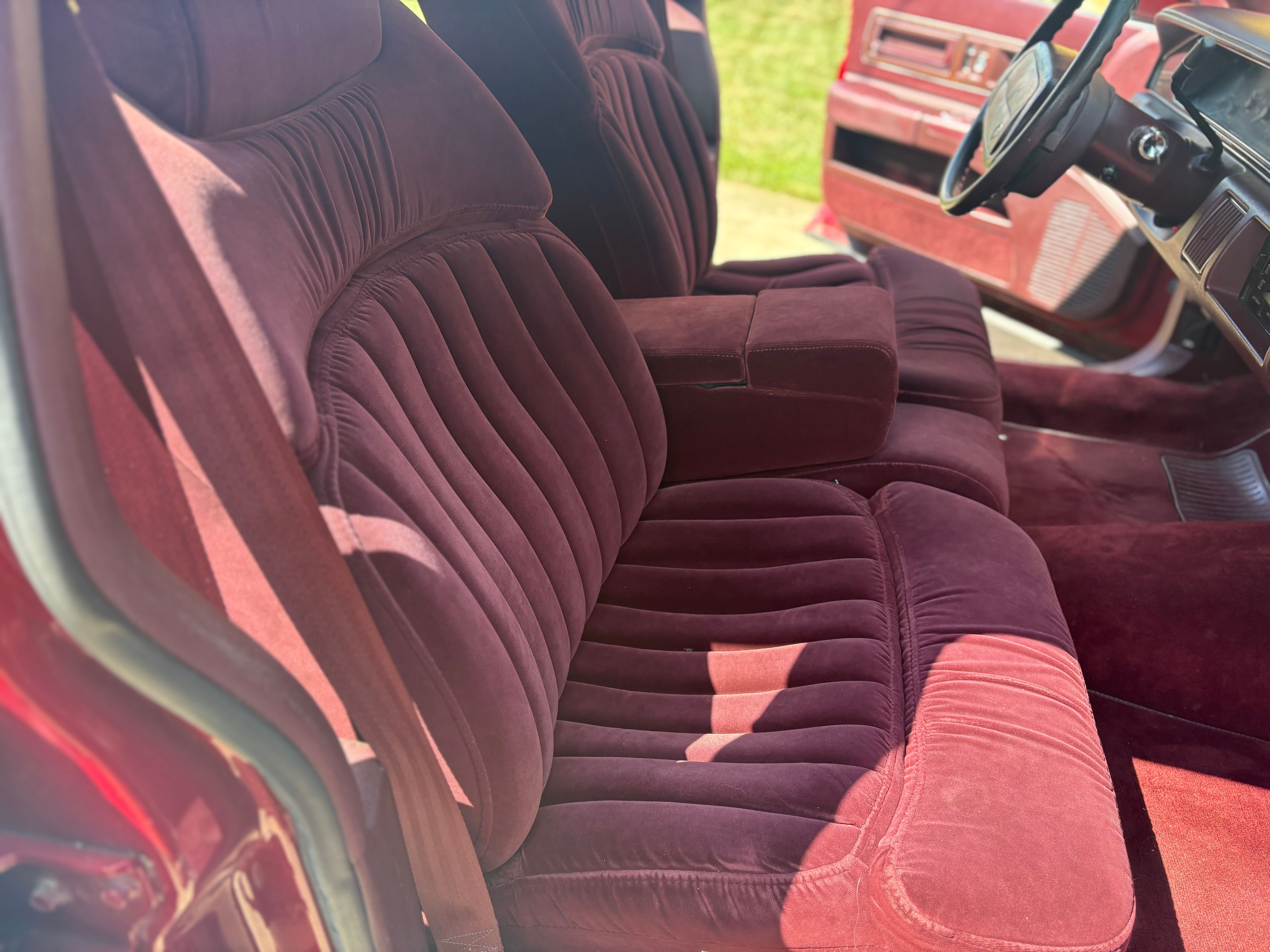 Used 1993 Buick Roadmaster Sedan RWD image 6