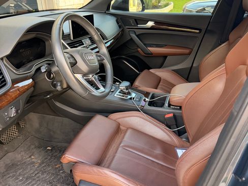 Used 2018 Audi Q5 2.0T Premium Plus w/ Premium Plus Package image 9