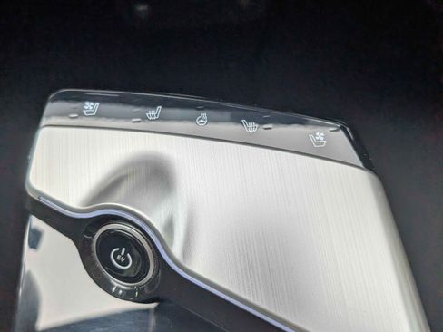 Used 2022 Kia EV6 GT-Line w/ GT-Line Suede Seat Package image 19