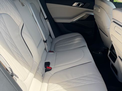 Used 2026 BMW X6 M60i image 13