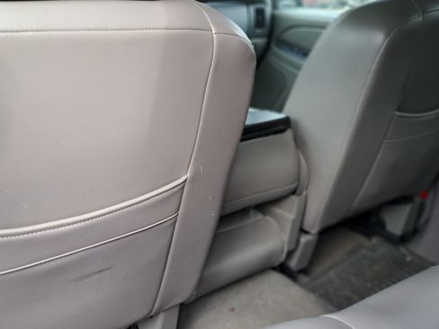 Used 2005 Chevrolet Avalanche Z71 w/ Preferred Equipment Group image 19