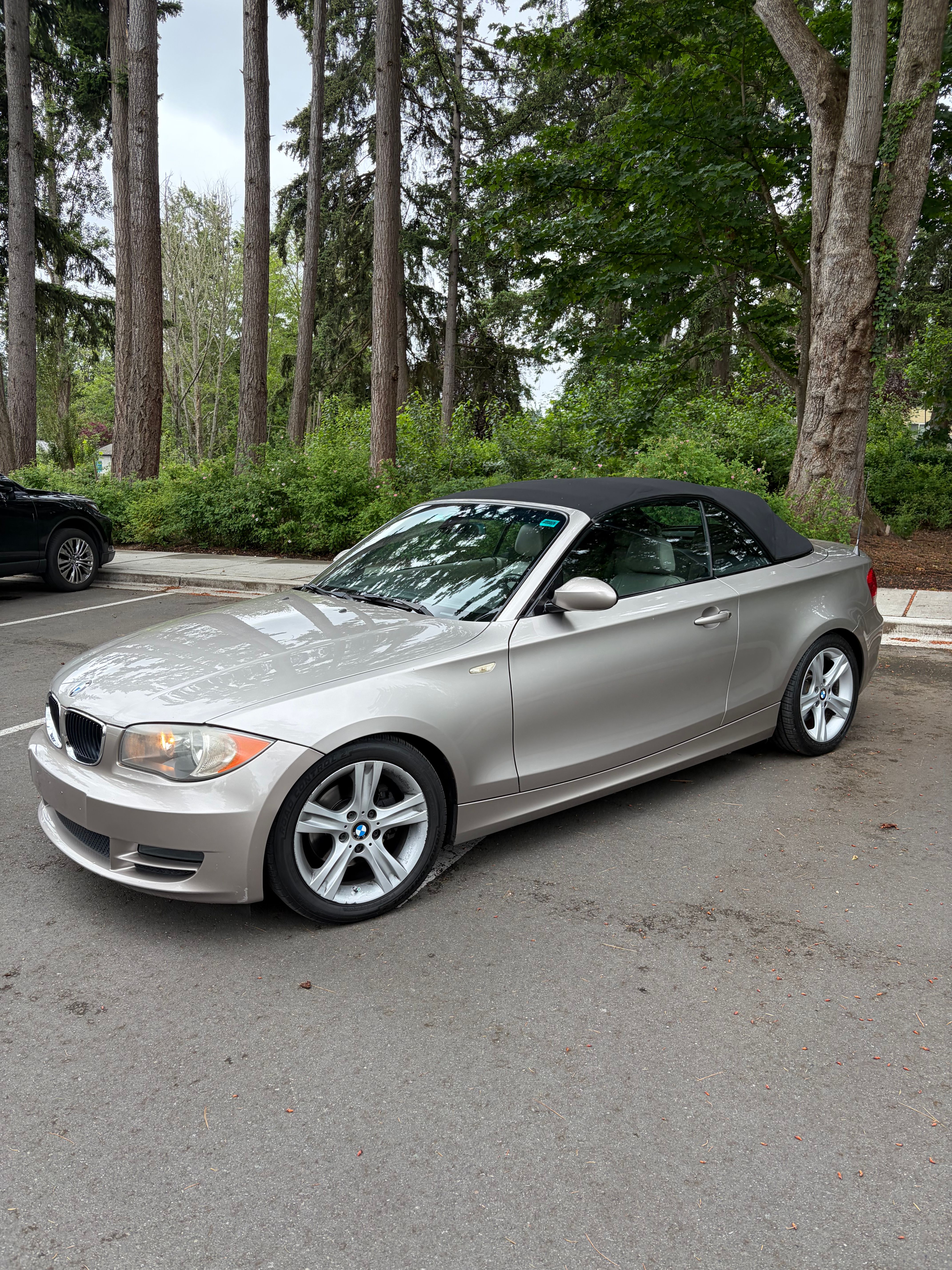 Used 2008 BMW 128i Convertible RWD image 4