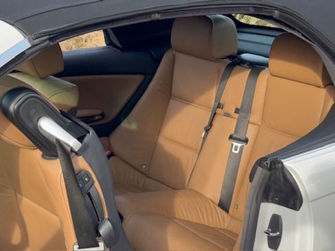 Used 2005 BMW 330Ci Convertible image 17