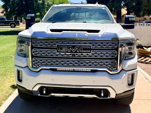 Used 2022 GMC Sierra 2500 Denali w/ Denali Ultimate Package AWD/4WD image 5
