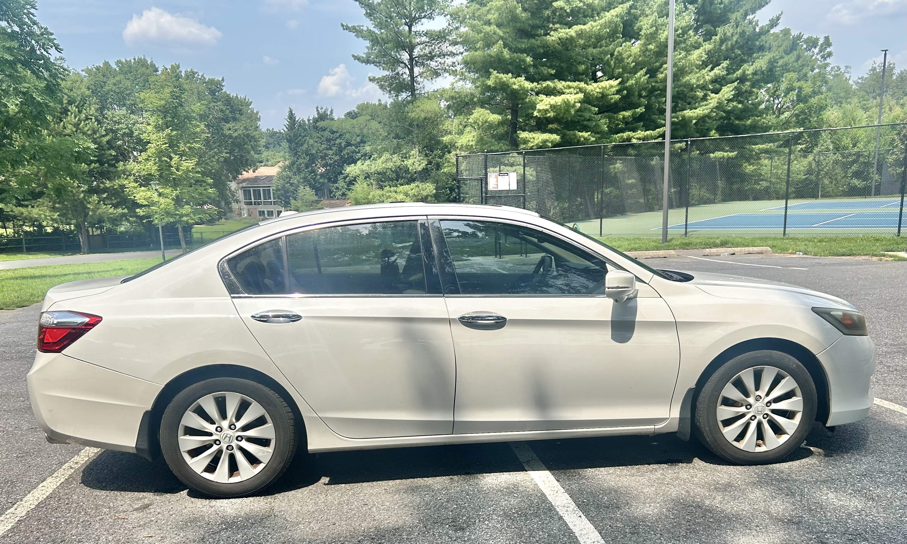Used 2015 Honda Accord EX-L image 5