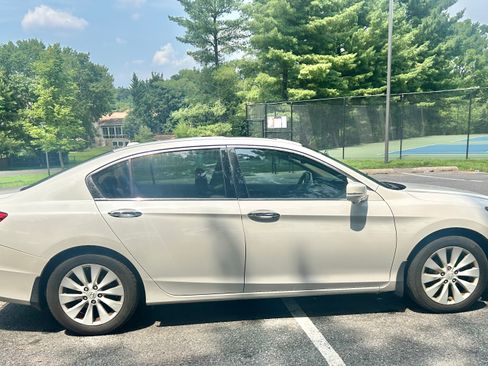 Used 2015 Honda Accord EX-L image 5