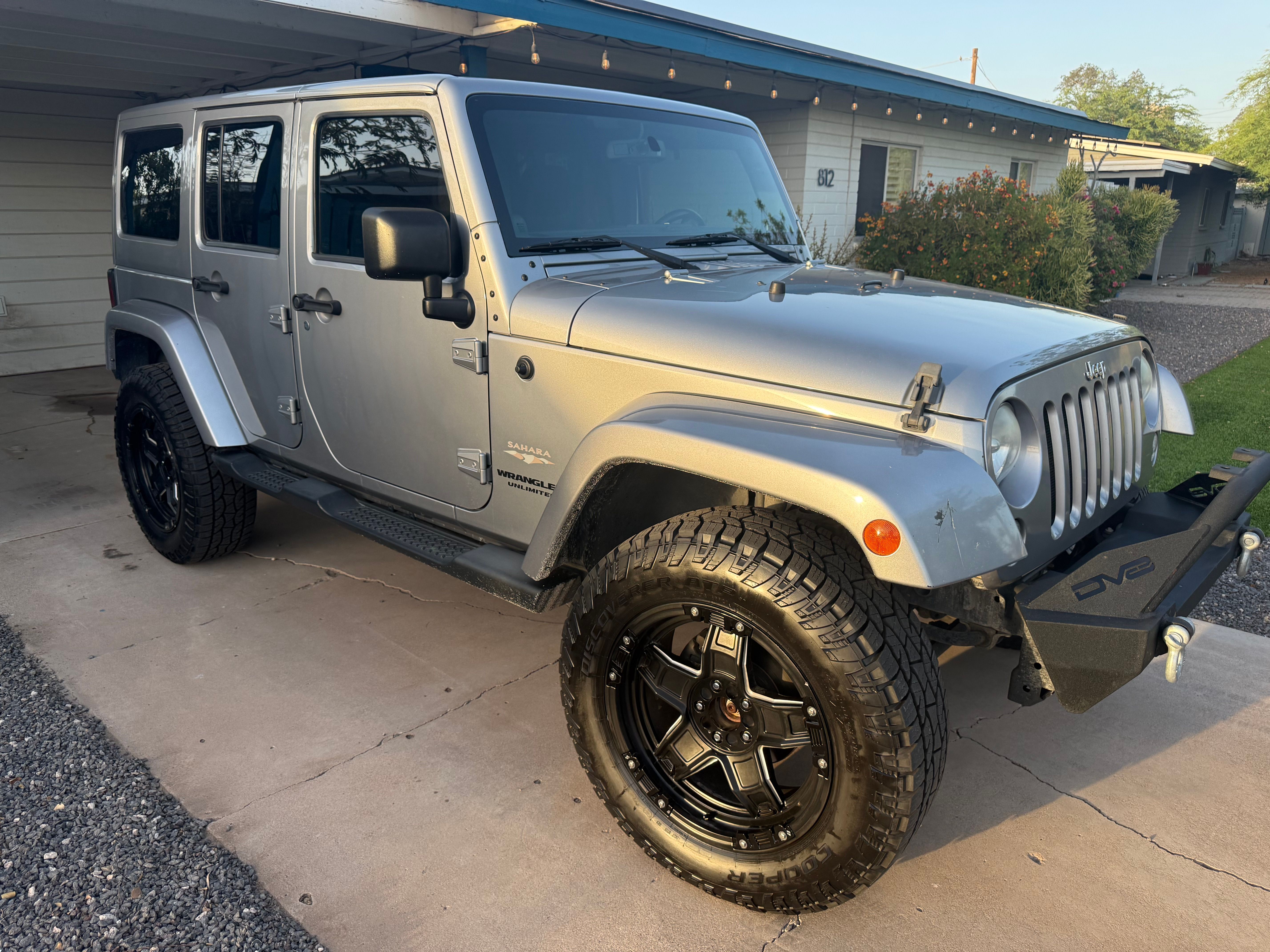 Used 2014 Jeep Wrangler Unlimited Sahara AWD/4WD image 23