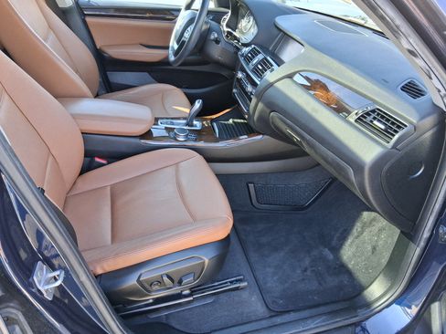 Used 2017 BMW X3 xDrive28i image 10
