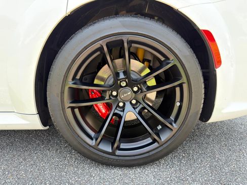 Used 2022 Dodge Charger SRT Hellcat w/ Harman/Kardon Audio Group RWD image 16