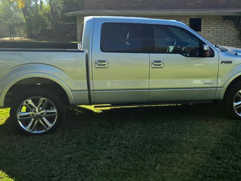 Used 2014 Ford F150 Limited image 8
