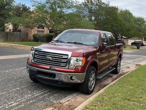 Used 2014 Ford F150 Lariat w/ Equipment Group 501A Mid AWD/4WD image 1