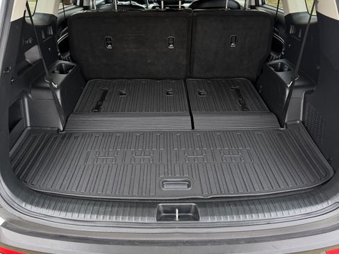 Used 2021 Kia Telluride LX image 17