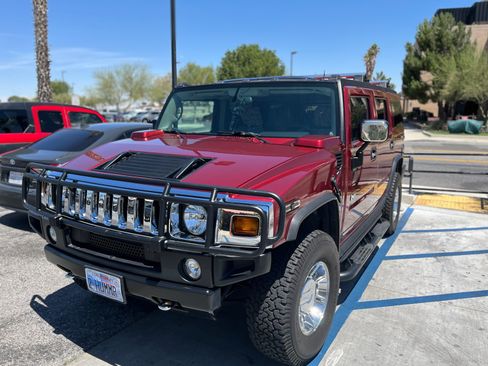 Used 2003 HUMMER H2 w/ Preferred Equipment Group image 12