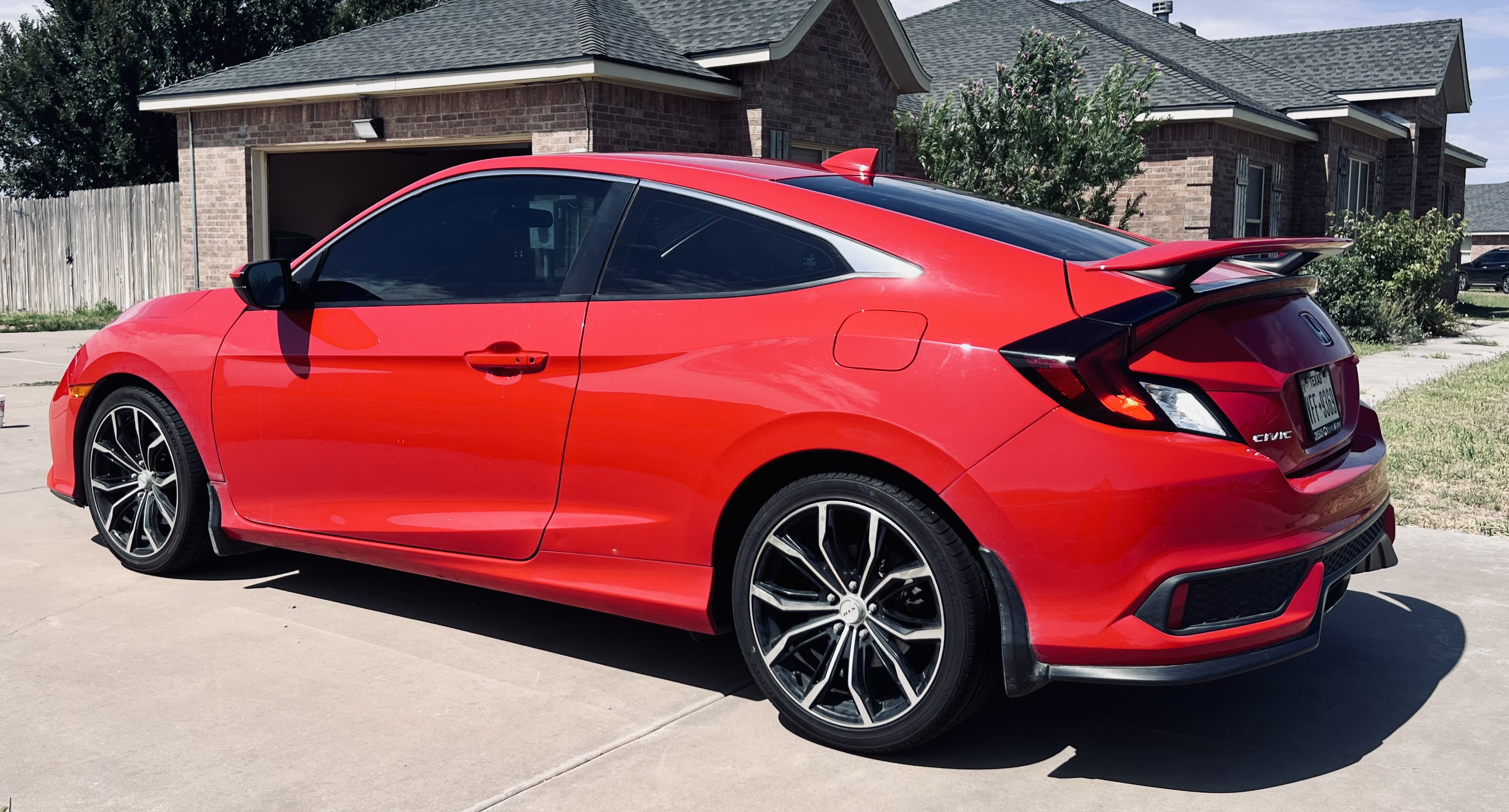 Used 2018 Honda Civic Si image 5