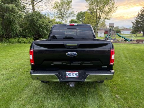 Used 2018 Ford F150 XLT w/ Equipment Group 302A Luxury AWD/4WD image 8
