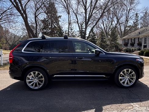 Used 2021 Volvo XC90 T6 Inscription w/ Lounge Package image 8