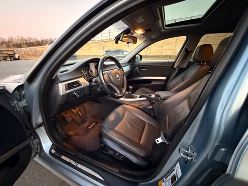 Used 2009 BMW 335i xDrive 335i xDrive Sedan 4D image 22