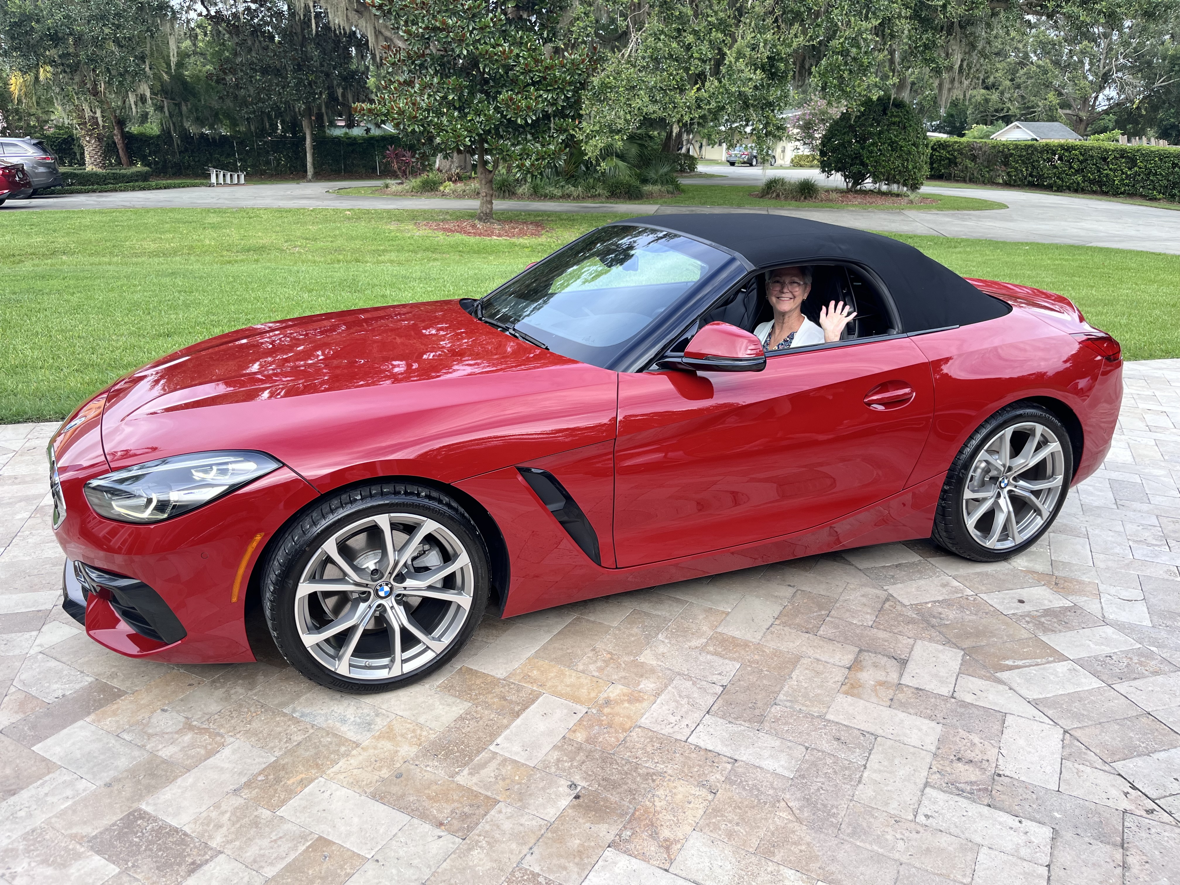 Used 2020 BMW Z4 sDrive30i w/ Premium Package RWD image 1