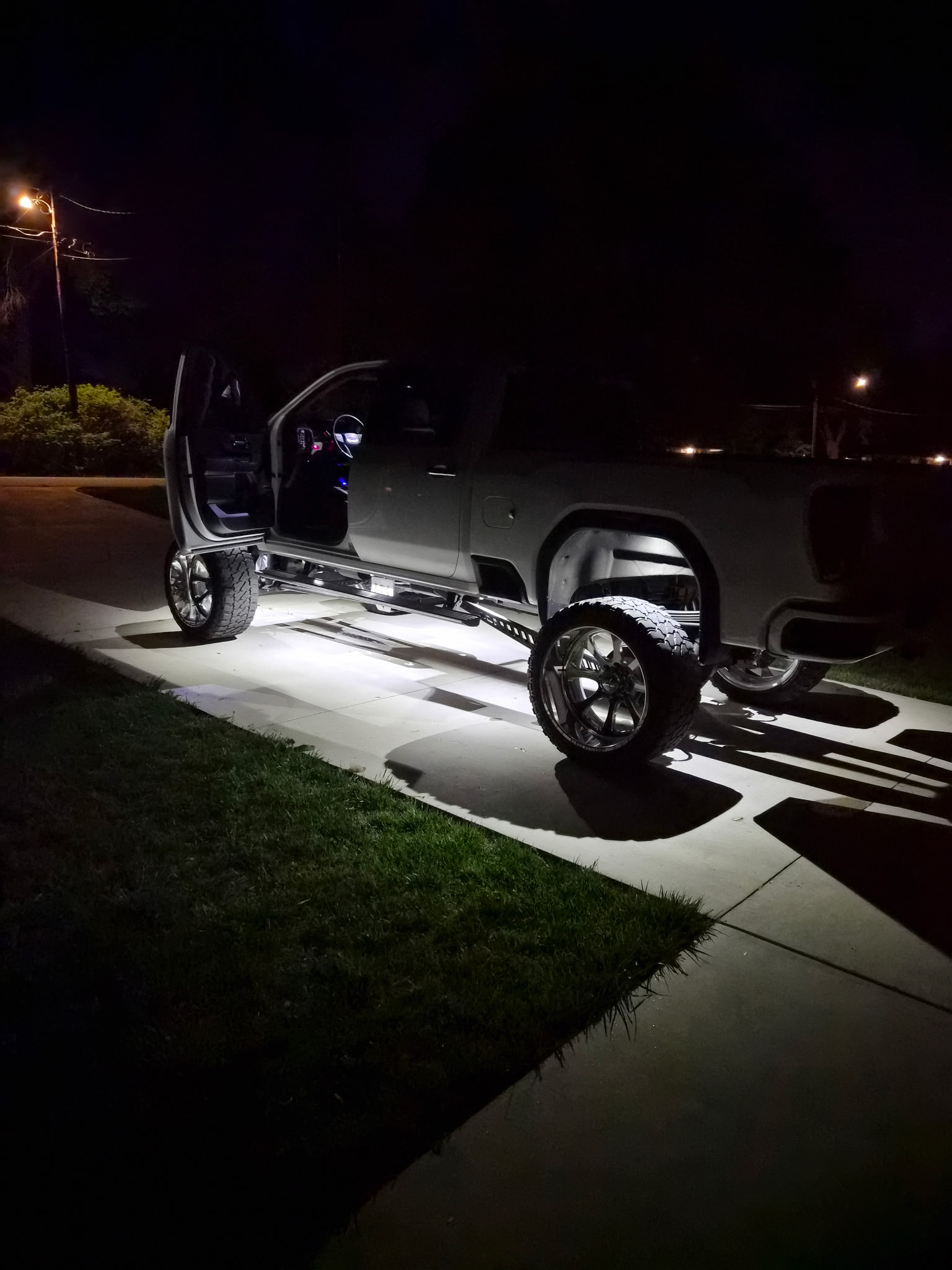 Used 2022 GMC Sierra 2500 Denali AWD/4WD image 14