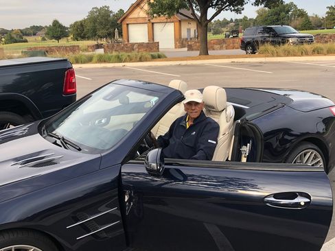 Used 2013 Mercedes-Benz SL 550 w/ Premium Pkg image 2