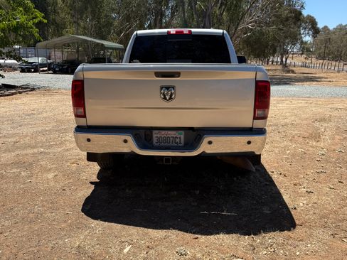 Used 2011 RAM 2500 Big Horn RWD image 2