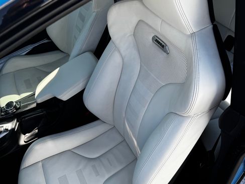 Used 2016 BMW M4 Coupe image 11