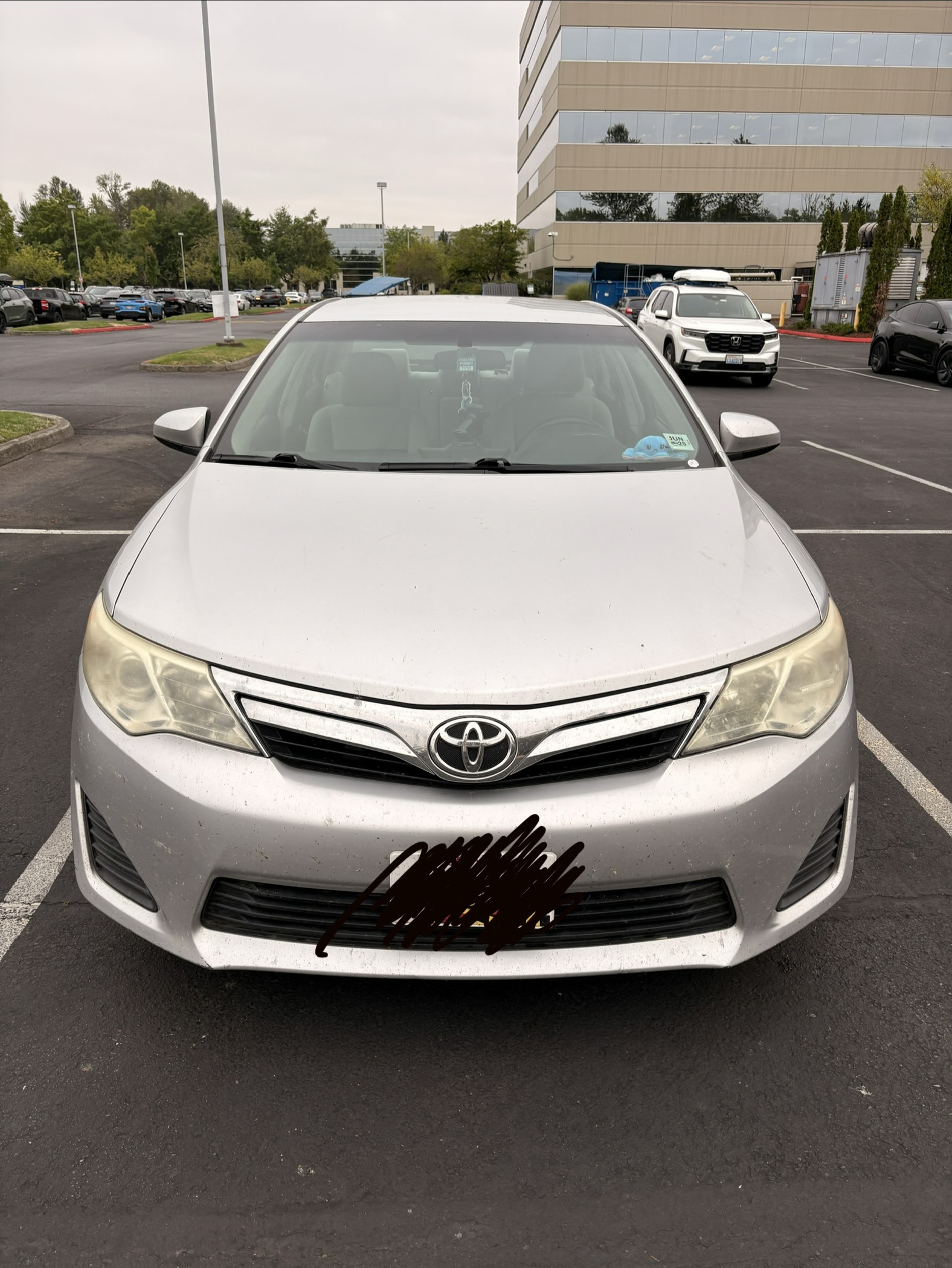 Used 2014 Toyota Camry LE FWD image 8
