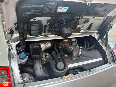 Used 2005 Porsche 911 Carrera S image 5