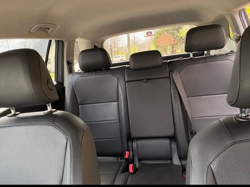 Used 2020 Volkswagen Tiguan S FWD image 5