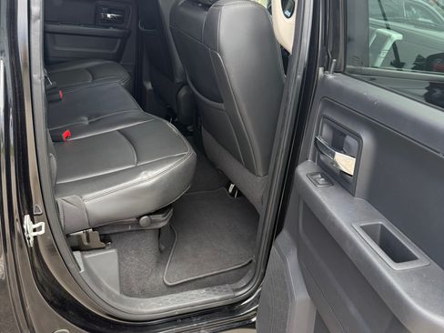 Used 2011 RAM 1500 Sport RWD image 12