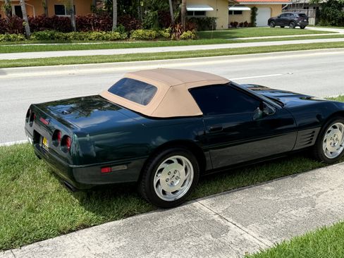 Used 1994 Chevrolet Corvette Convertible image 5