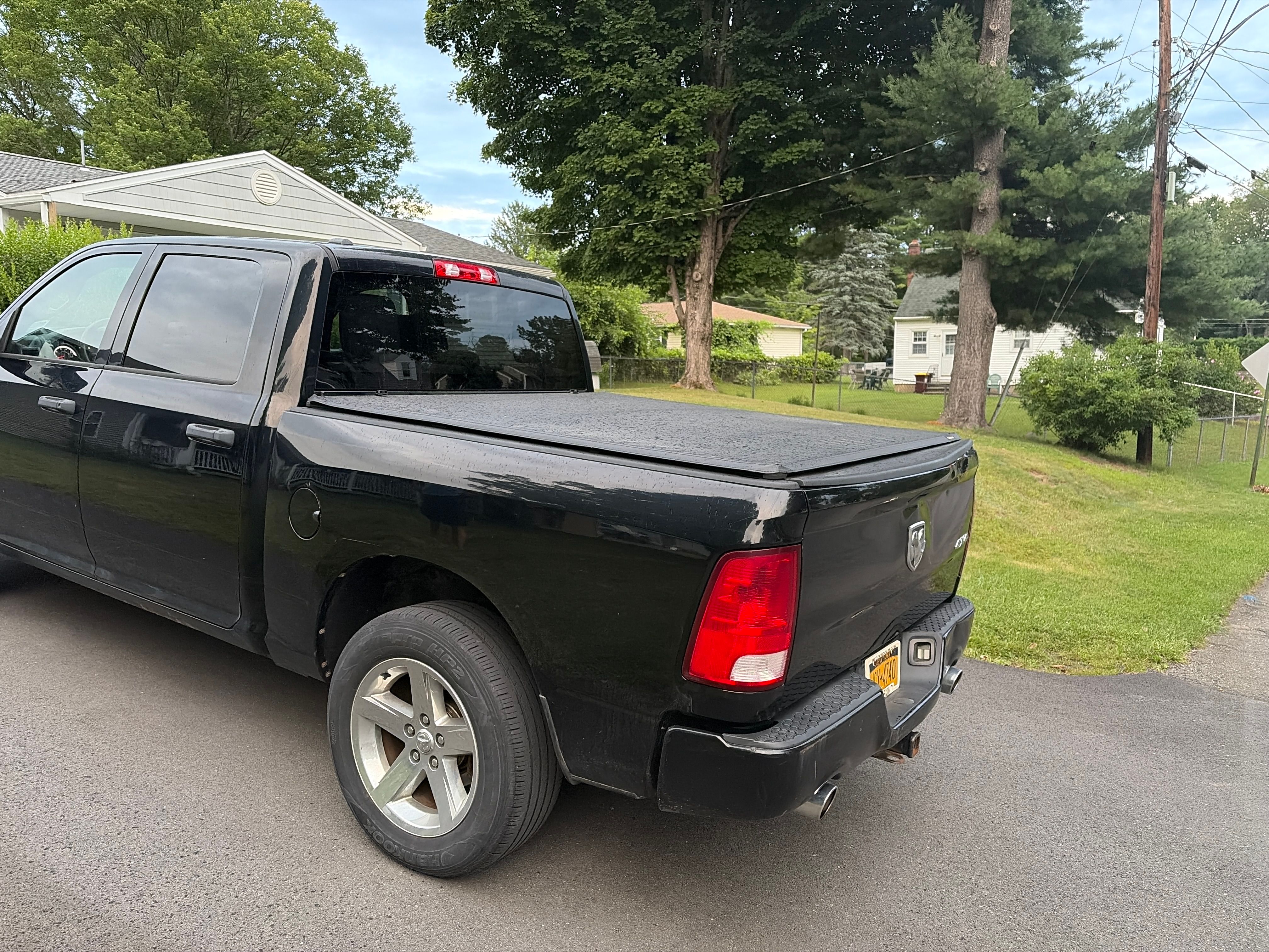 Used 2015 RAM 1500 Express AWD/4WD image 4