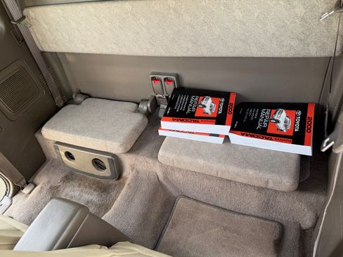 Used 2000 Toyota Tacoma 4x4 Xtracab V6 image 16