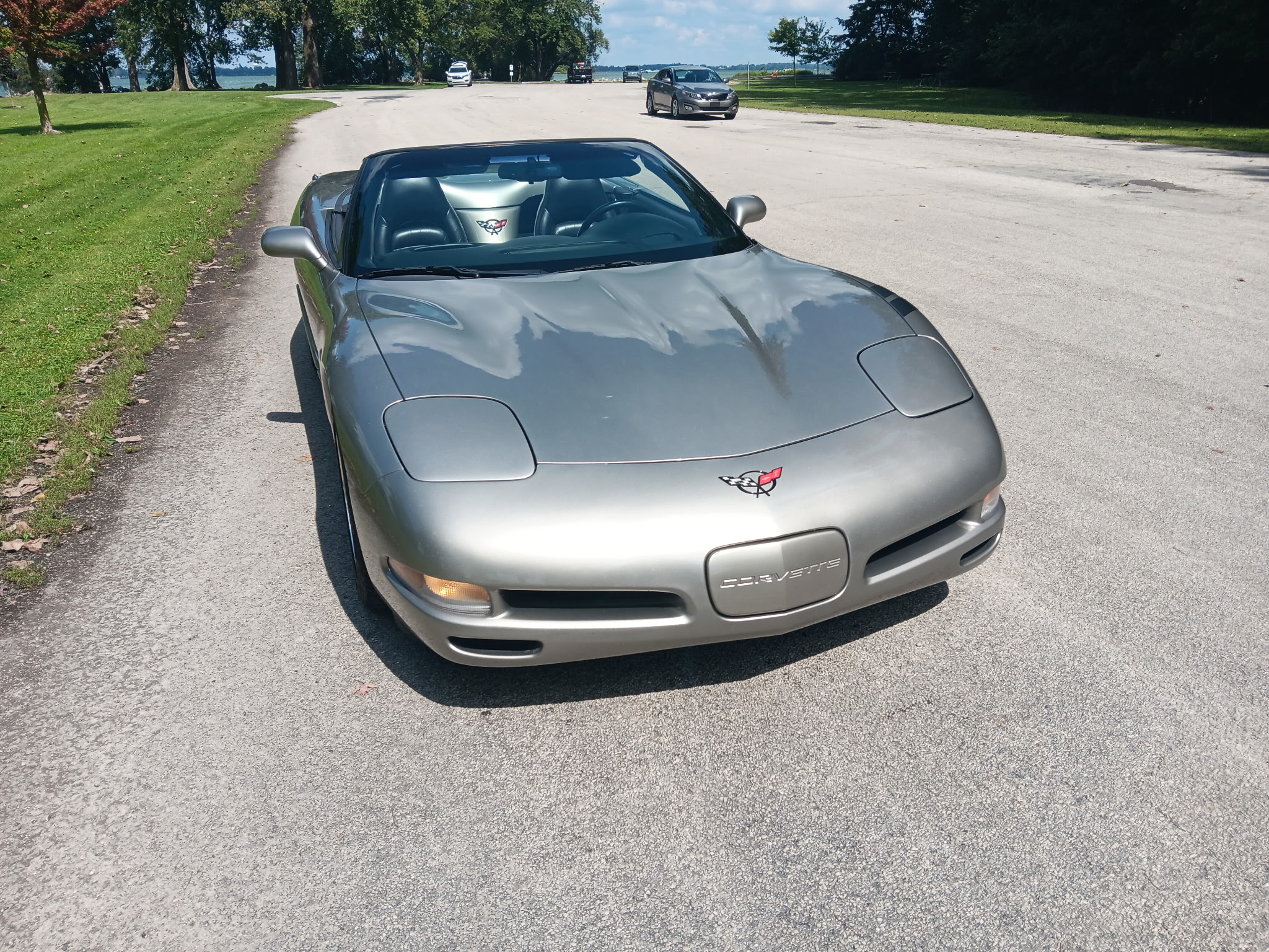 Used 2000 Chevrolet Corvette Convertible w/ Memory Pkg RWD image 15