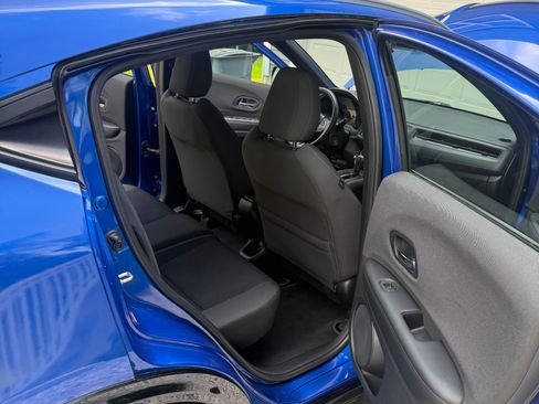 Used 2019 Honda HR-V Sport image 14